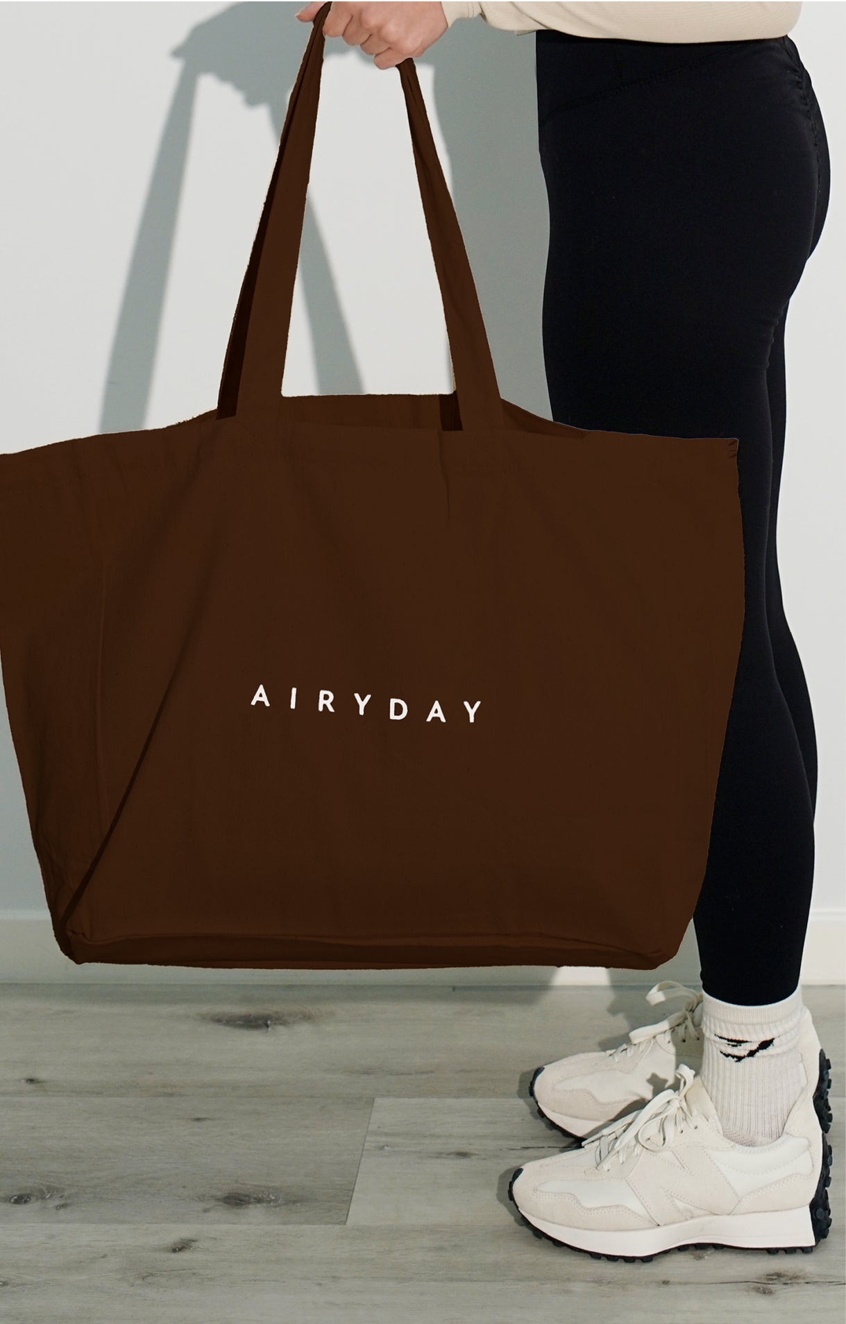 The Everywhere Tote - Chocolate